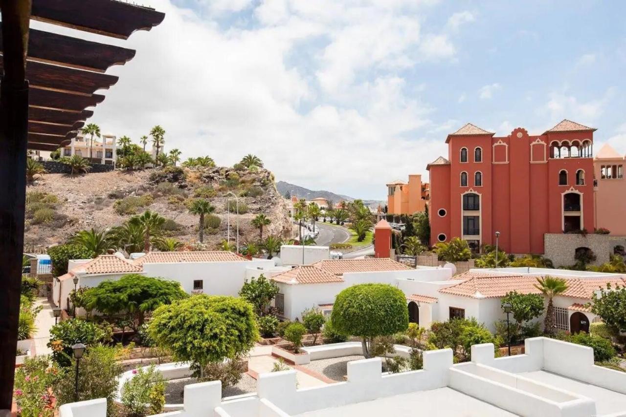 1 Bedroom Apartment For 4 People In Tenerife Costa Adeje  Εξωτερικό φωτογραφία