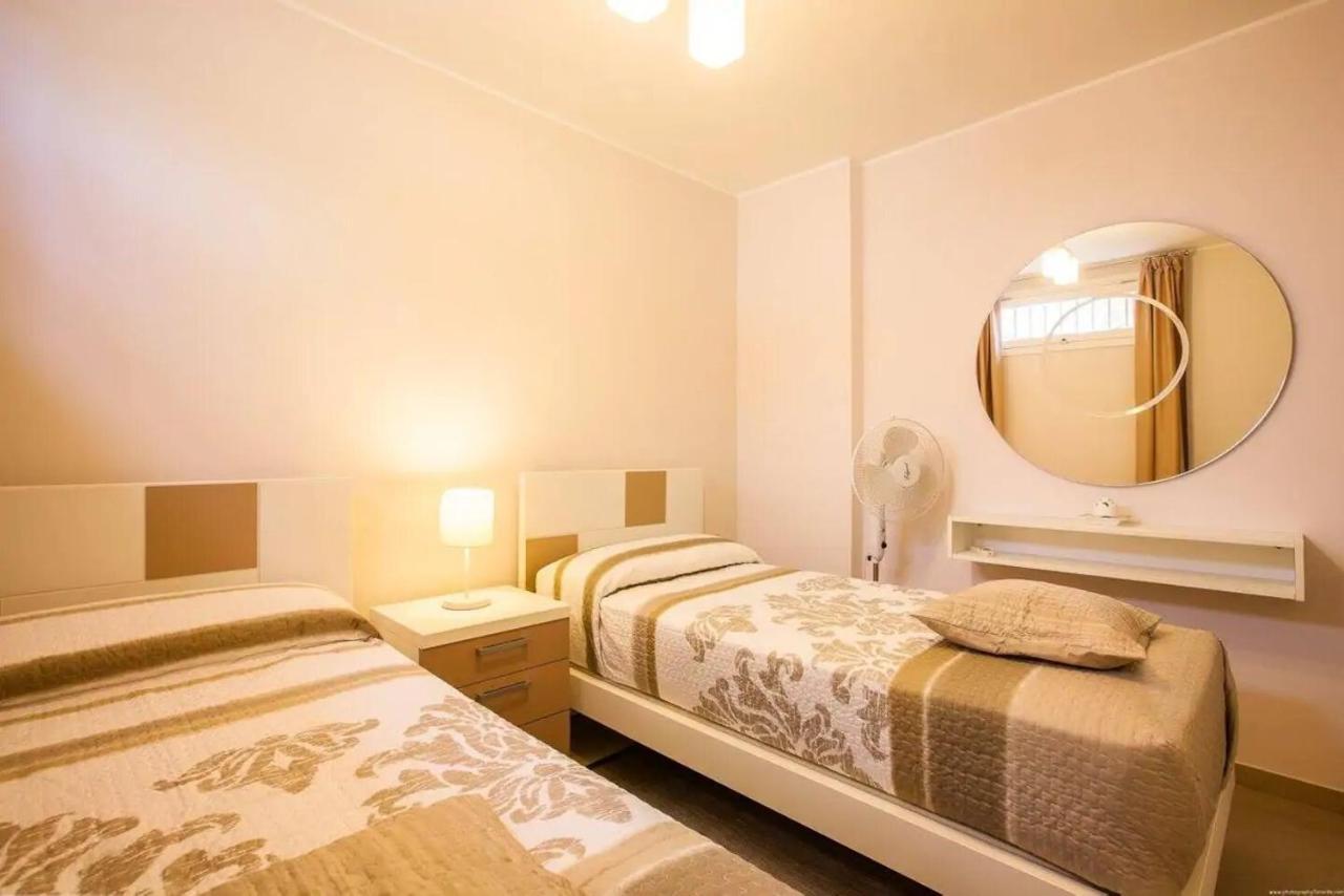 1 Bedroom Apartment For 4 People In Tenerife Costa Adeje  Εξωτερικό φωτογραφία