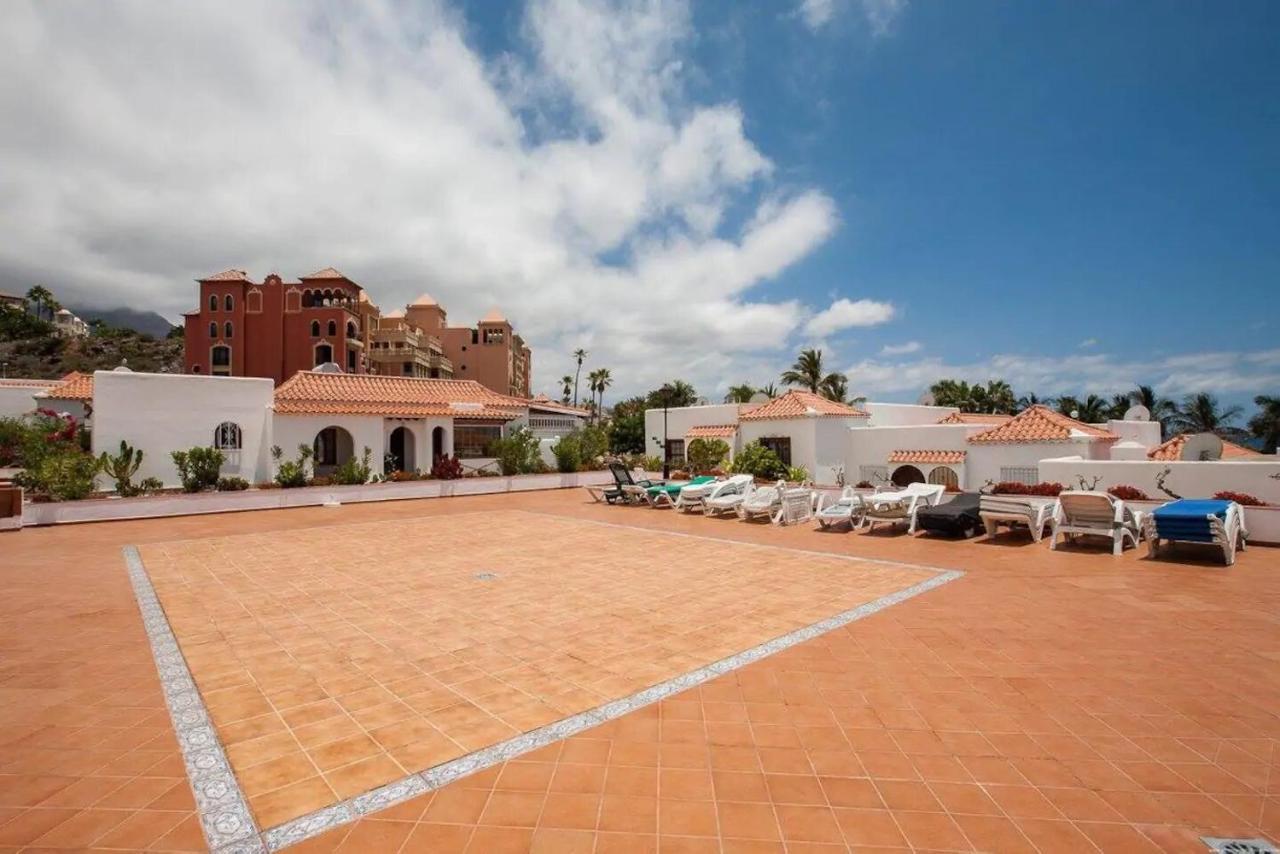 1 Bedroom Apartment For 4 People In Tenerife Costa Adeje  Εξωτερικό φωτογραφία