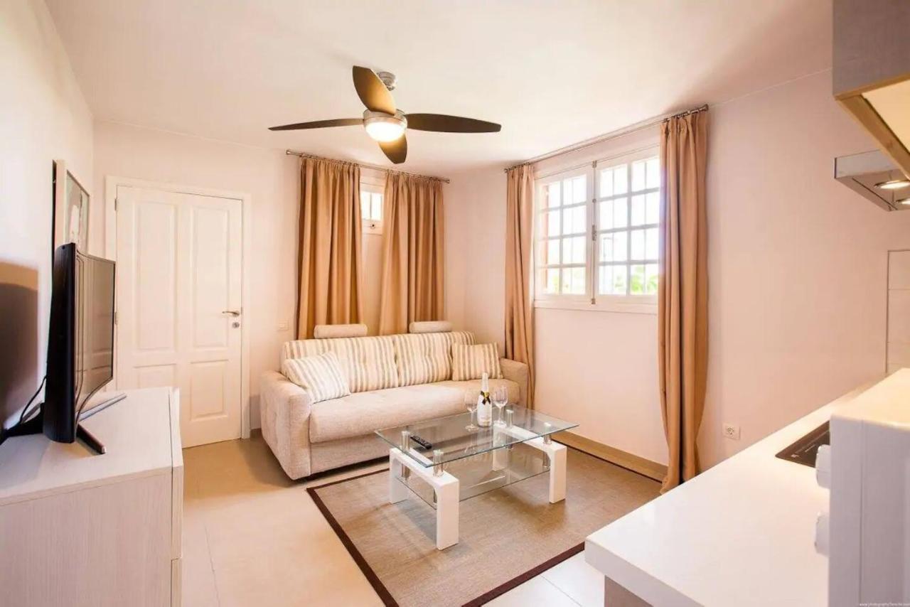 1 Bedroom Apartment For 4 People In Tenerife Costa Adeje  Εξωτερικό φωτογραφία